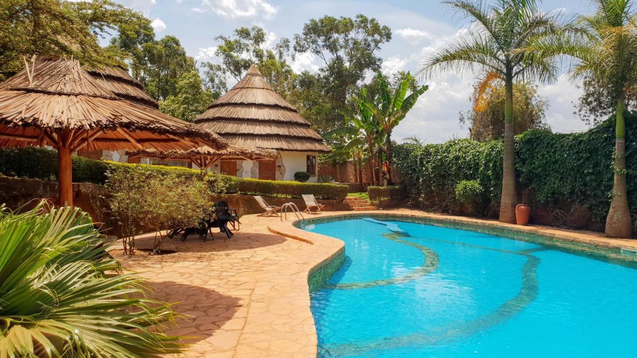 Banda Lodge Masaka Buitenkant foto